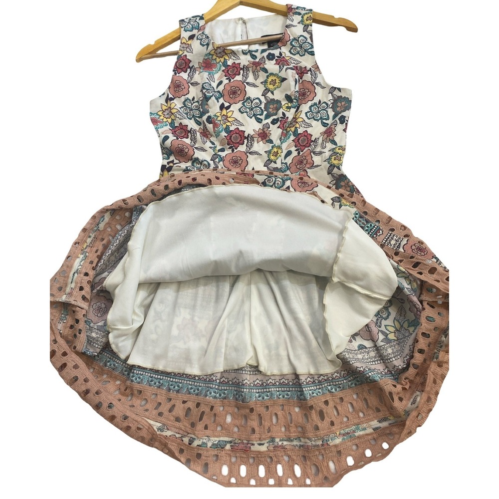 Teezeme Ivory Floral Pleated Mini Dress Size 3/4 Sleeveless Eyelet Pockets Cute‎ - Picture 11 of 13